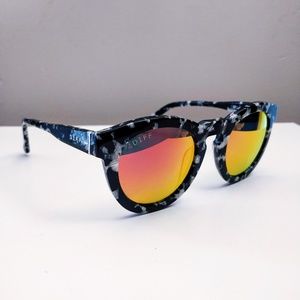 DIFF Red Mirrored Round Sunglasses